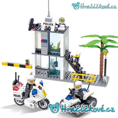  Policejní stanice s motorkou a čtyřkolkou, 193 dílků (stavebnice typu Lego)