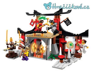Ninjago základna, 215 dílků (stavebnice typu Lego)
