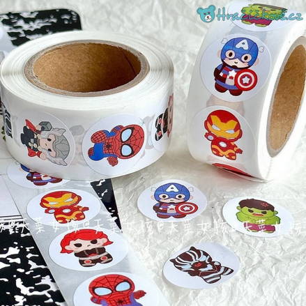 500 ks samolepek Avengers
